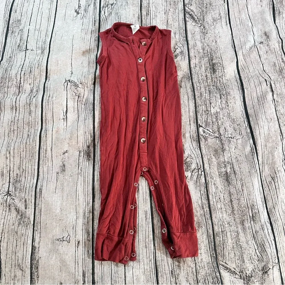 Kate Quinn Bamboo Button Front Sleeveless Red Romper; Unisex Size 12-18 Months